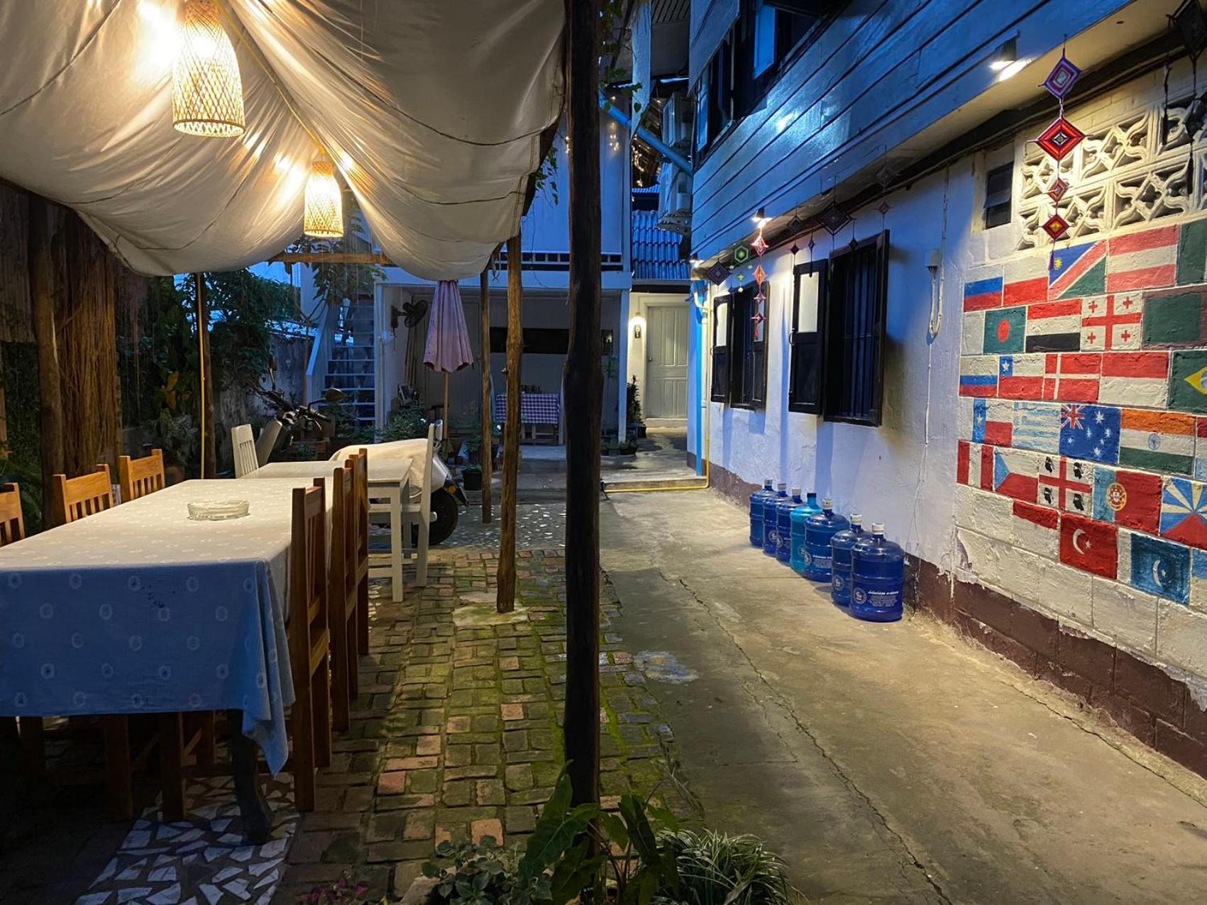 Khonesavane Hostel Luang Prabang Exterior photo